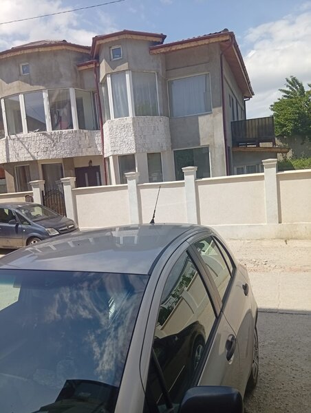 Delfinului, Ostrov,